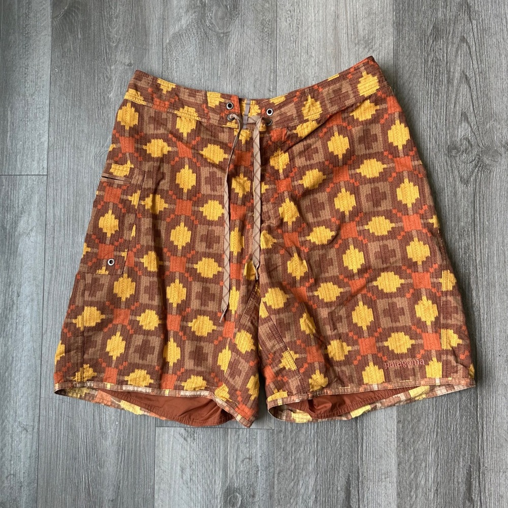 Patagonia Geometric Print Board Shorts Men's 32 Brown Orange Swim lightweight